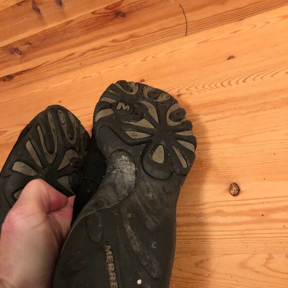 Mimosa Sport Suede & Leather Trail Hiking Running Sandal in Black - Picture 12 of 12